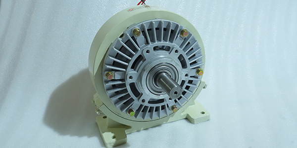 磁粉離合器在分切機(jī)行業(yè)的七大作用盤點(diǎn)