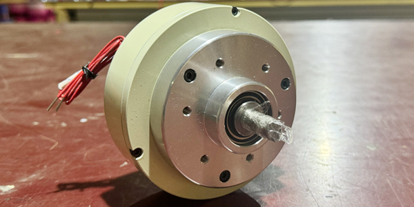 為什么選擇臺靈磁粉制動(dòng)器？造紙機(jī)械傳動(dòng)控制秘訣