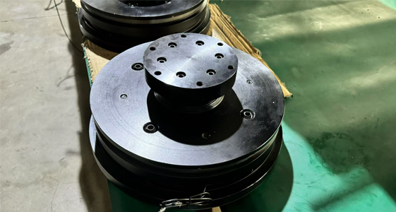 專業(yè)解析：專業(yè)起重機傳動控制電磁制動器廠家如何守護(hù)工業(yè)“安全生命線”