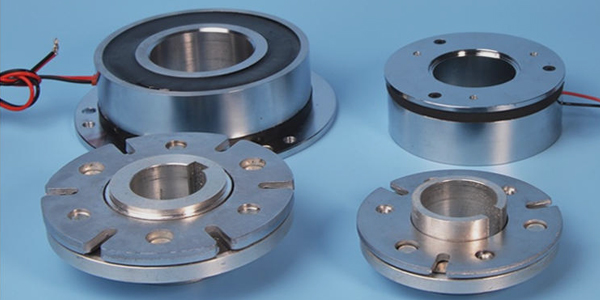 臺靈電磁離合器究竟在哪里超越傳統(tǒng)電源？