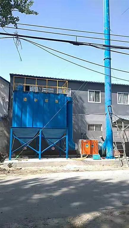 噴塑車間除塵、光氧安裝現(xiàn)場
